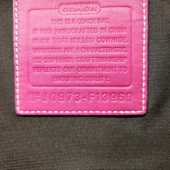 Coach Hamptons turnlock Satchel in hot pink - Picture 11 of 12